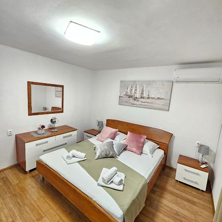 Apartments Iva Makarska Exteriör bild